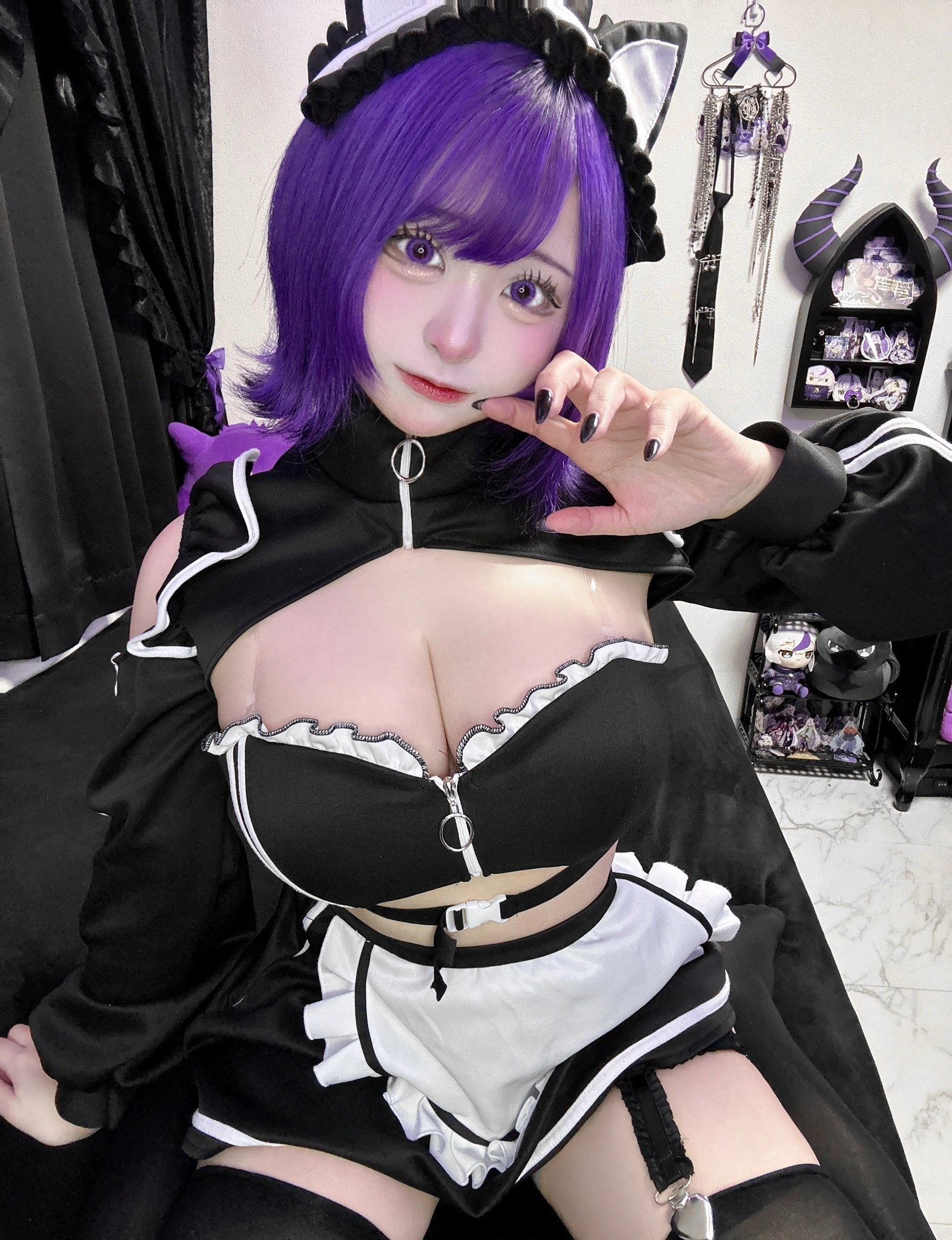 fe2fb41443a64f3993fa1aaa2ee6de68.jpg