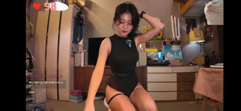 69d9a14e54a2dd2a549f9ee3dc668425.jpeg