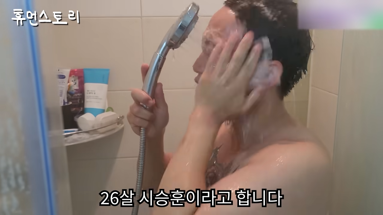 2a17824bff6765d4fbf9b6348ec4fd97.png